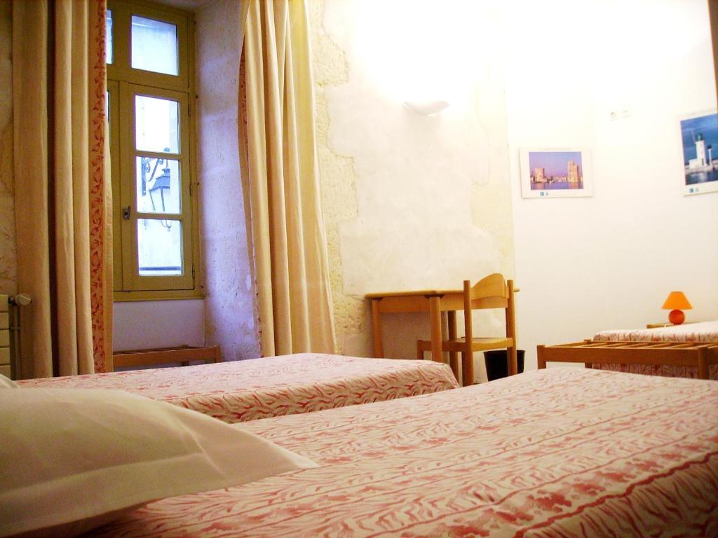 Abbaye Royale Hotel Saint-Jean-d'Angely Bilik gambar
