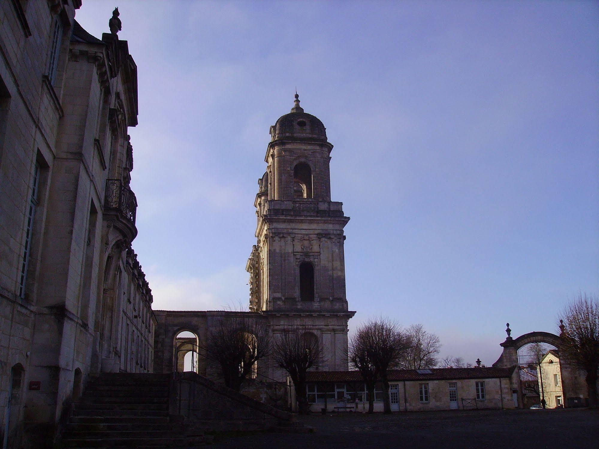 Abbaye Royale Hotel Saint-Jean-d'Angely Luaran gambar