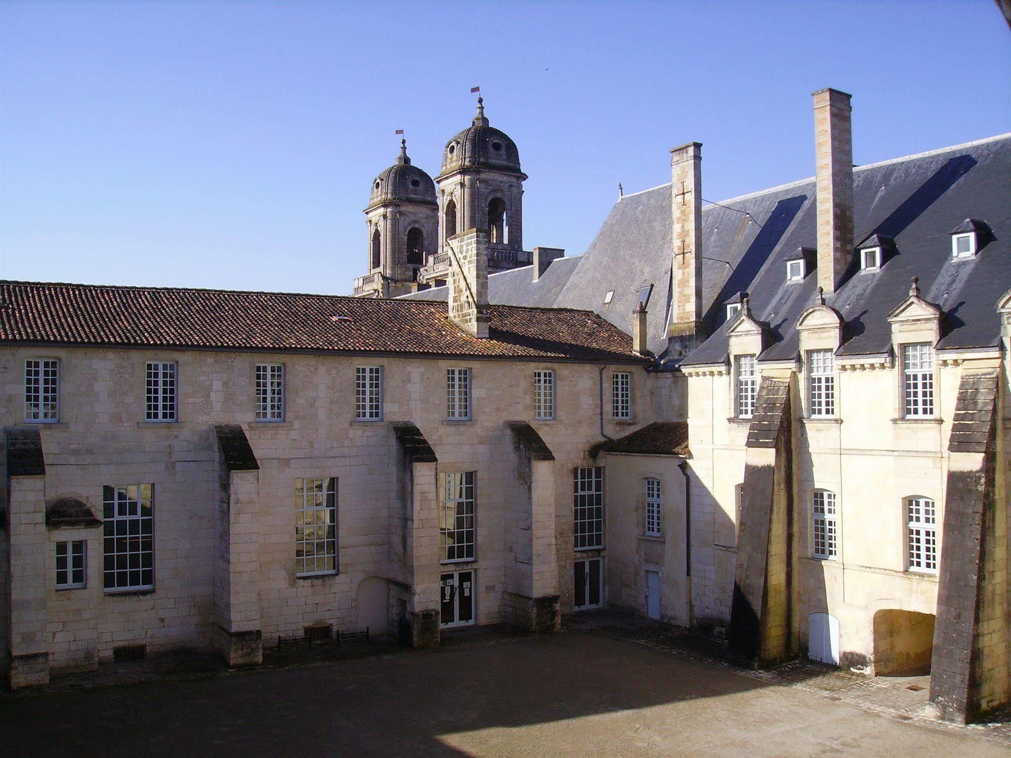 Abbaye Royale Hotel Saint-Jean-d'Angely Luaran gambar